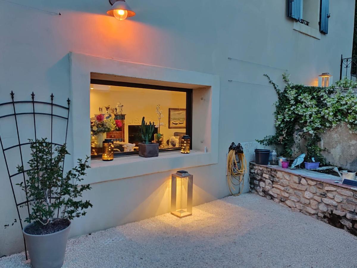 Maison Sadina Seguret Luaran gambar