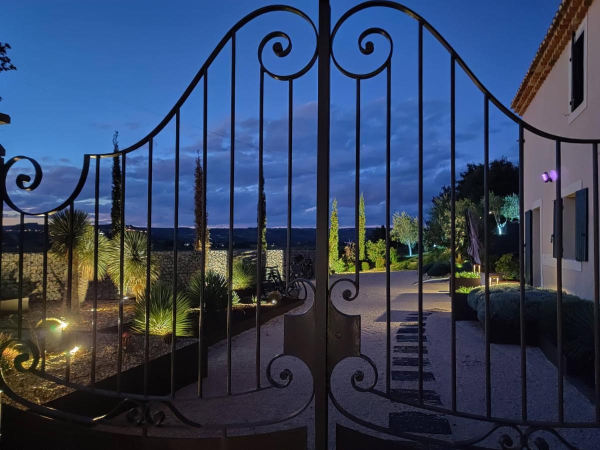 Maison Sadina Seguret Luaran gambar